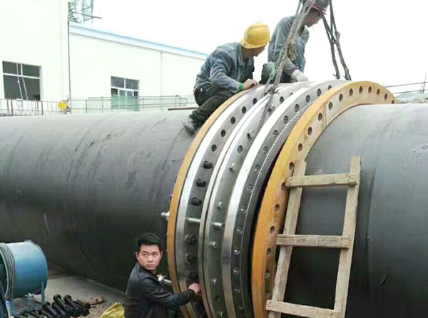 伸縮接頭工程安裝現場案例